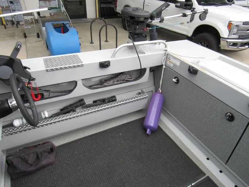 Slide: The Image of Hewescraft 220 Ocean Pro HT BH 2015 - 10