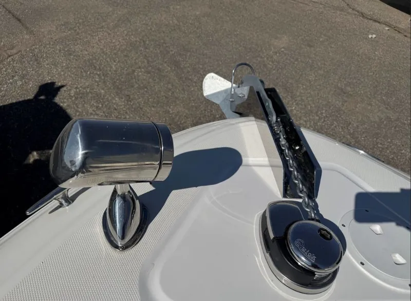 Slide: The Image of Sea Ray 290 SLX 2006 - 13