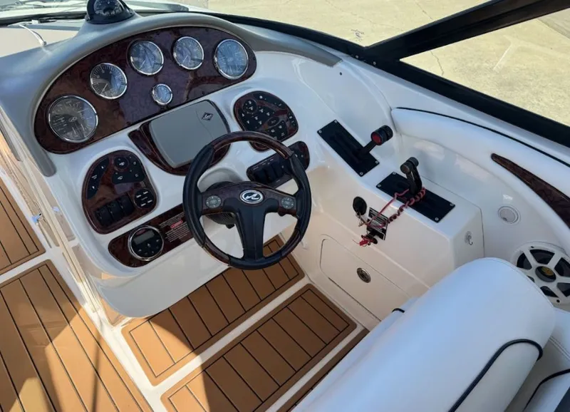 Slide: The Image of Sea Ray 290 SLX 2006 - 7