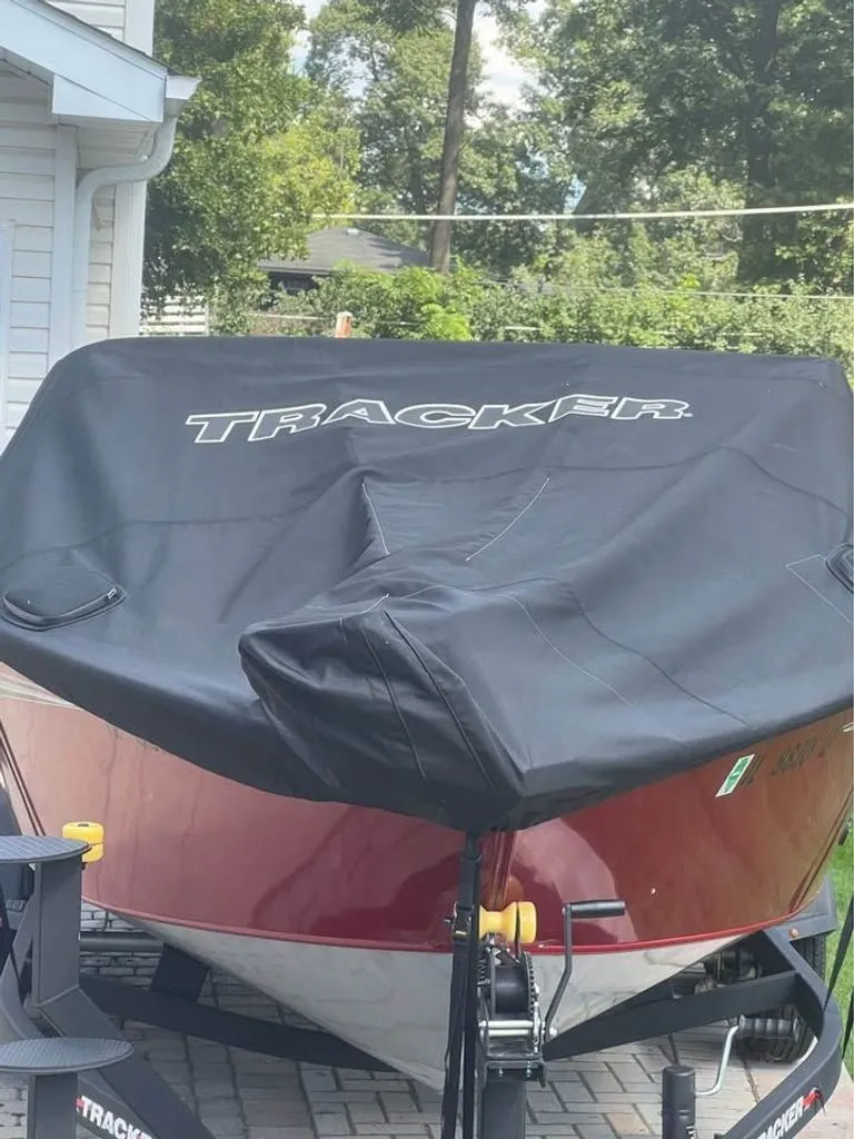 Slide: The Image of Tracker Targa 2024 - 9