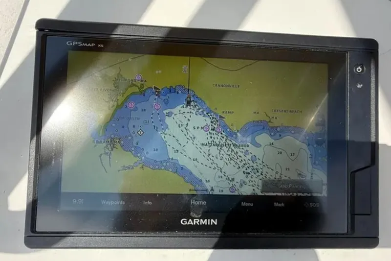 Slide: The Image of Garmin GPSMAP X5 displaying nautical chart on Edgewater 188CC, 2018 model. - 7