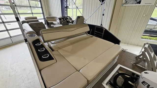 Slide: The Image of Bennington SX 21 Swingback 2019 - 6