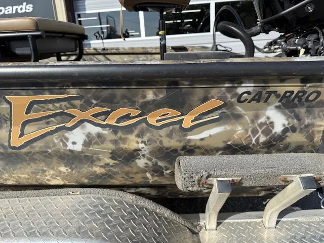 Slide: The Image of Excel Catfish Pro 21 Center Console 2023 - 3