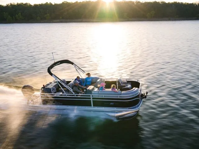 The Image of Sun Tracker SportFish 20 DLX 2026 - 1
