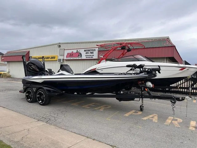 The Image of Skeeter FXR20 Apex 2022 - 1