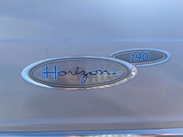 Slide: The Image of Four Winns HORIZON 190 SUN SPORT 2006 - 15