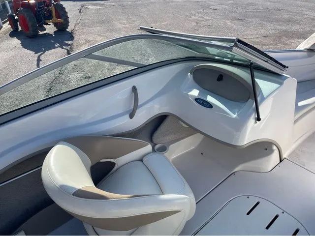 Slide: The Image of Four Winns HORIZON 190 SUN SPORT 2006 - 6