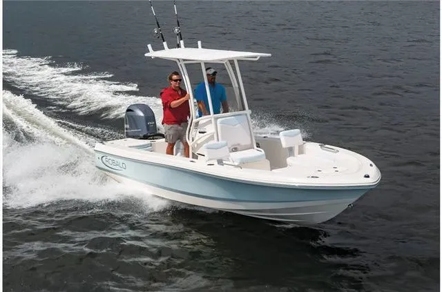 Slide: The Image of Robalo 206 Cayman 2023 - 18