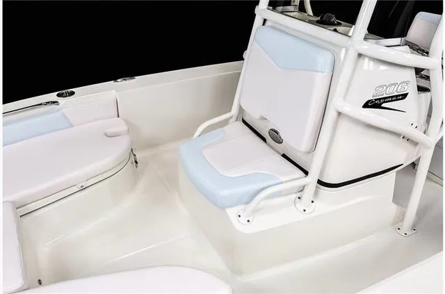 Slide: The Image of Robalo 206 Cayman 2023 - 4