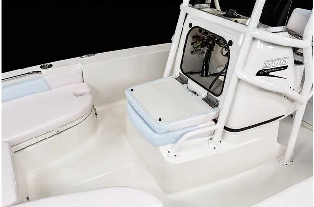 Slide: The Image of Robalo 206 Cayman 2023 - 5