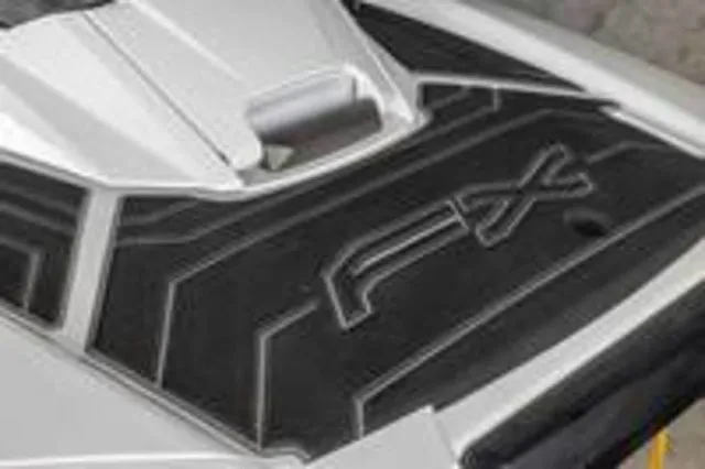 Slide: The Image of Yamaha FX Cruiser SVHO 2026 - 3