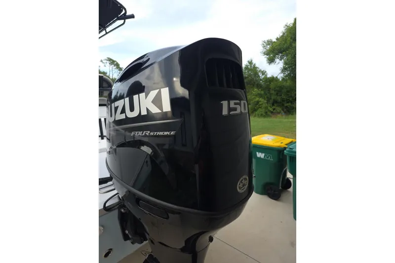 Slide: The Image of Suzuki 150 horsepower four-stroke outboard motor on Savannah 210X, 2025 model. - 8
