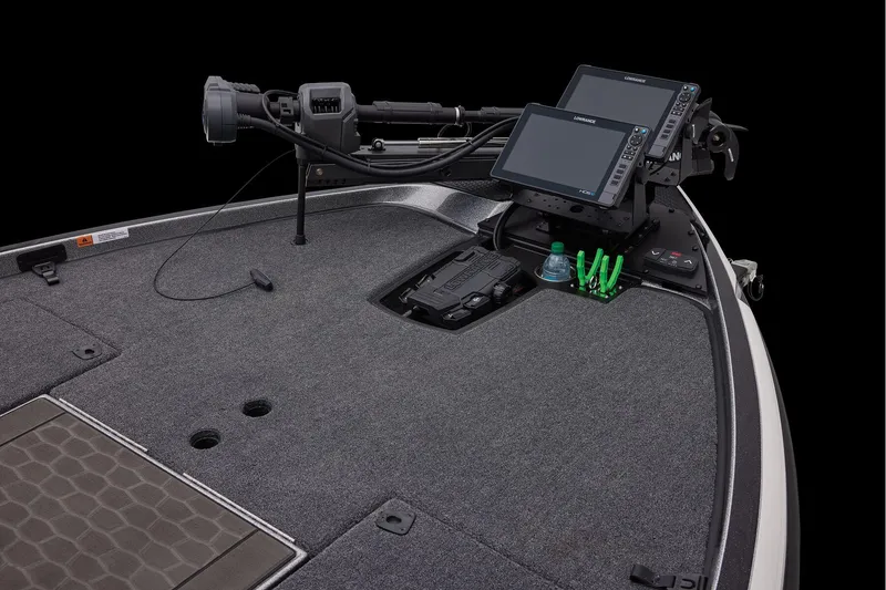 Slide: The Image of Ranger Z520R Cup-Equipped 2025 - 16