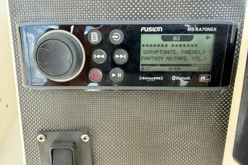 Slide: The Image of Fusion MS-RA70NSX stereo on 2007 World Cat 250 DC, playing "Fantasy Mixtape, Vol. 1". - 14