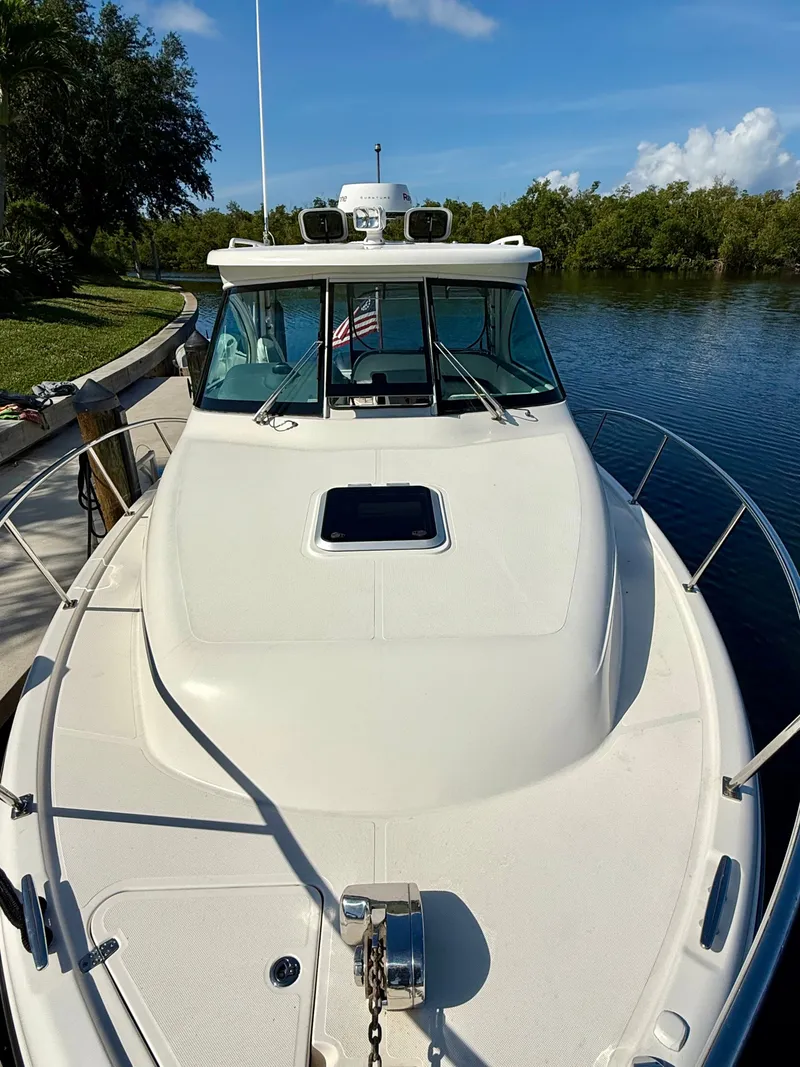 Slide: The Image of Pursuit OS 315 Offshore 2011 - 14