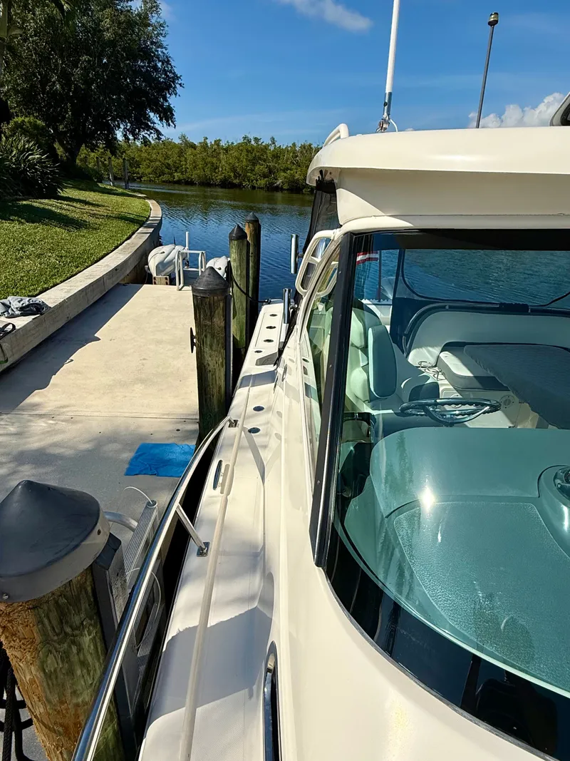 Slide: The Image of Pursuit OS 315 Offshore 2011 - 15