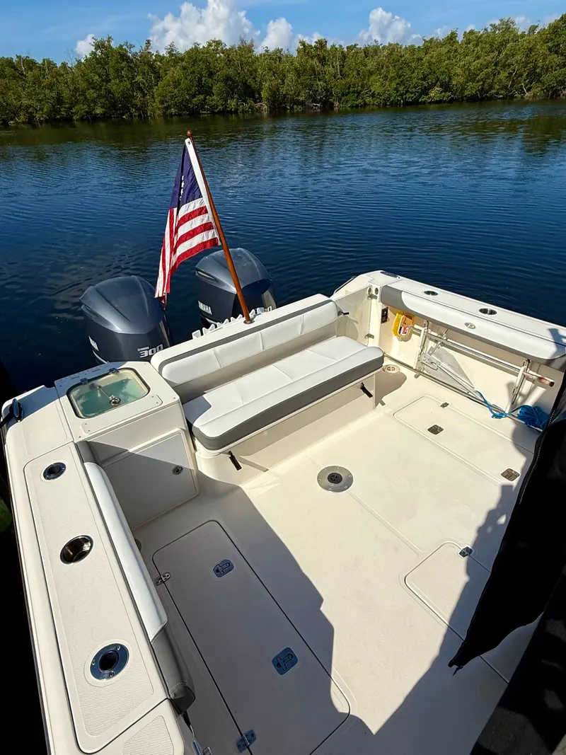 Slide: The Image of Pursuit OS 315 Offshore 2011 - 16