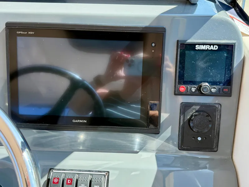 Slide: The Image of Pursuit OS 315 Offshore 2011 - 33