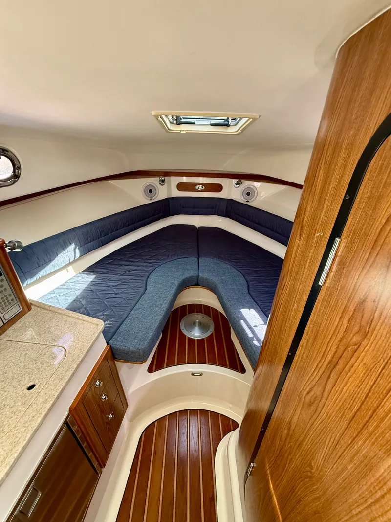 Slide: The Image of Pursuit OS 315 Offshore 2011 - 42