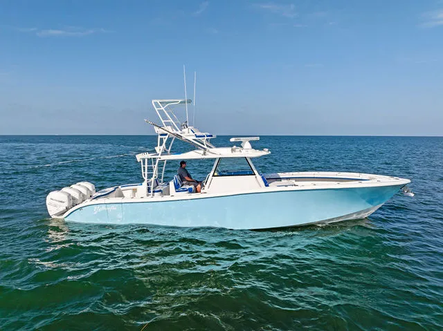 Slide: The Image of Yellowfin 42 Offshore 2019 - 74