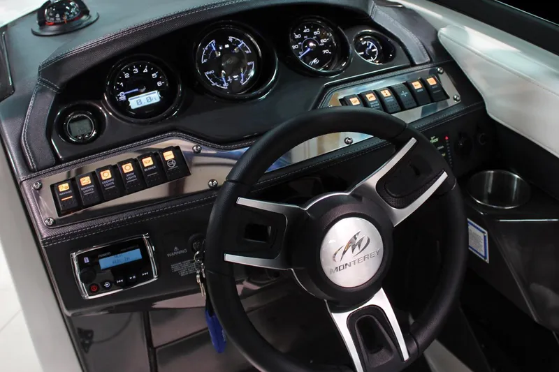 Slide: The Image of Dashboard of the 2018 Monterey 278SS Super Sport boat. - 22
