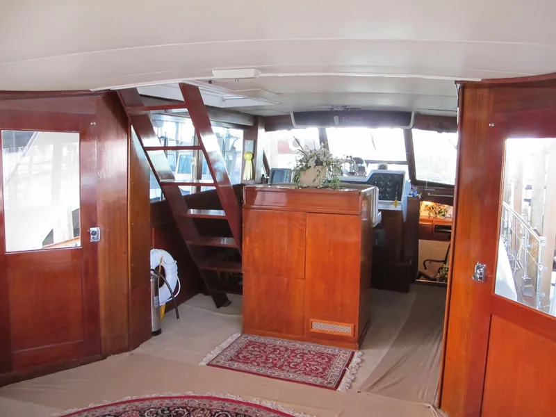 Slide: The Image of Interior of 1971 Chris-Craft 57 Constellation yacht. - 15