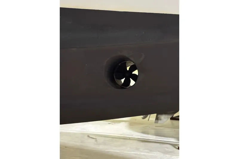 Slide: The Image of Close-up of a 2004 Formula 400 Super Sport boat's propeller detail. - 9