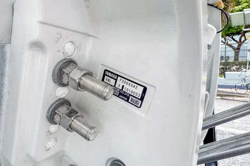 Slide: The Image of Yamaha engine plate on Sea Hunt Gamefish 30, year 2026. - 13