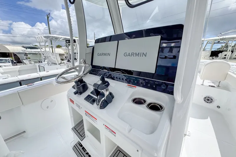 Slide: The Image of Interior of 2026 Sea Hunt Gamefish 30 with Garmin displays. - 9