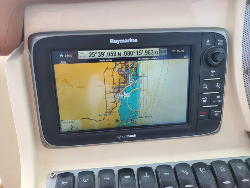 Slide: The Image of Raymarine GPS on 2014 Chris-Craft Launch 32 boat. - 7