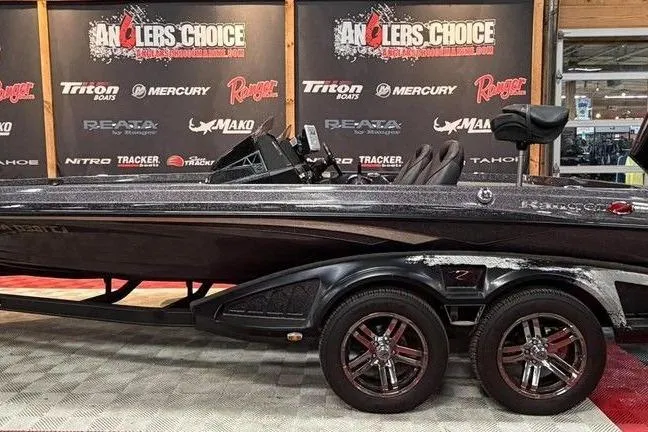 The Image of 2021 Ranger Z520L bass boat displayed at Anglers Choice event. - 0