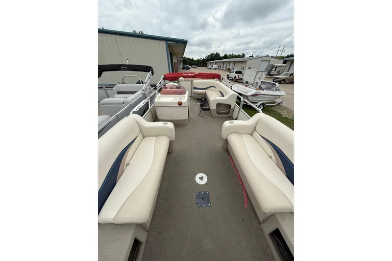 Slide: The Image of 2007 Sun Tracker Party Barge 21 Signature Series with spacious seating and outdoor storage. - 3