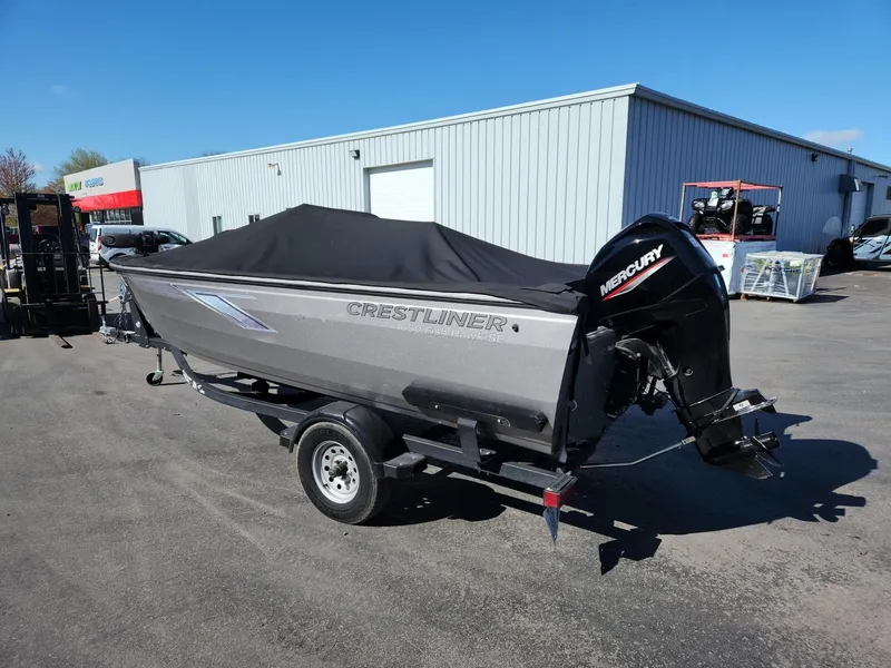 Slide: The Image of 2020 Crestliner 1650 Fish Hawk SE SC boat with cover and Mercury engine. - 6