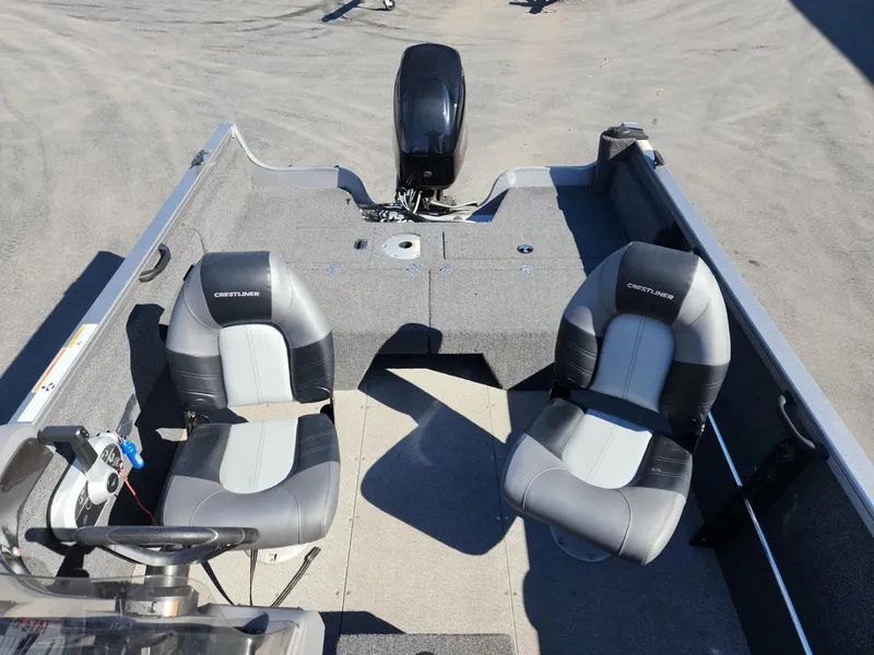 Slide: The Image of Interior view of 2020 Crestliner 1650 Fish Hawk SE SC boat. - 8