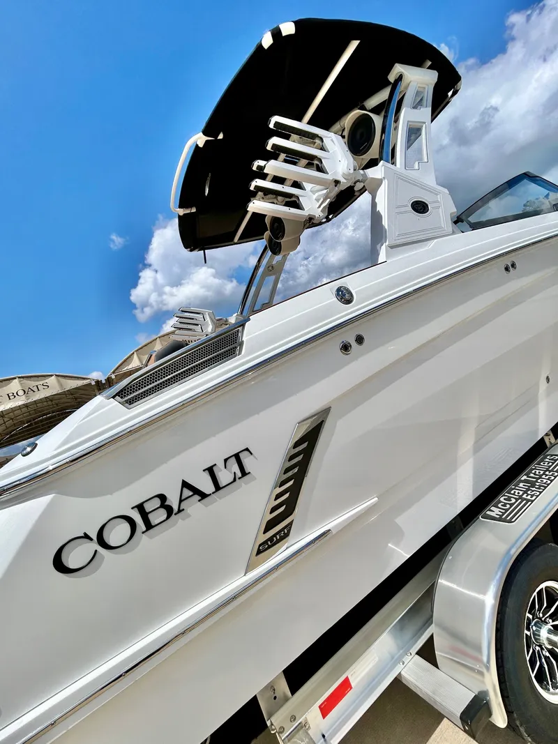 Slide: The Image of Cobalt R6 Surf 2026 - 8