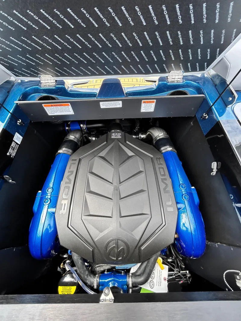 Slide: The Image of MasterCraft XT22 2026 - 47