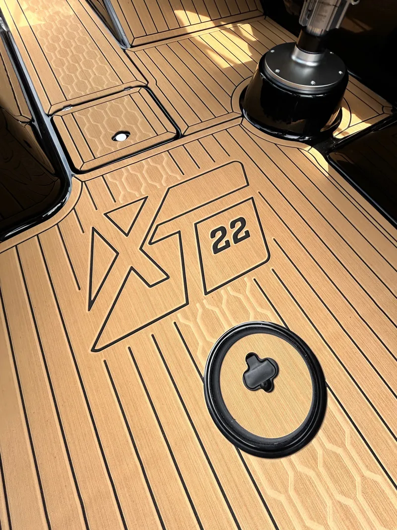 Slide: The Image of MasterCraft XT22 2026 - 51