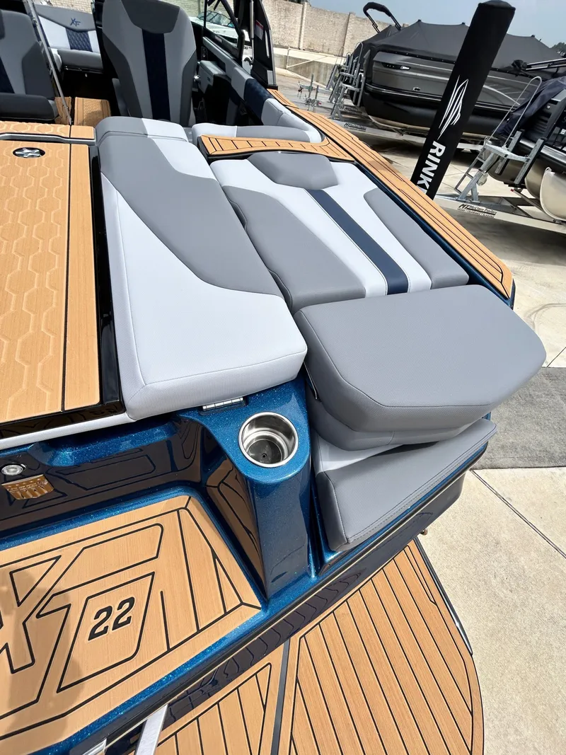 Slide: The Image of MasterCraft XT22 2026 - 53