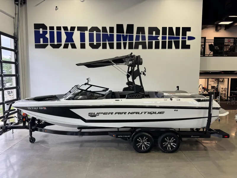 The Image of 2022 Super Air Nautique GS24 boat at Buxton Marine. - 1
