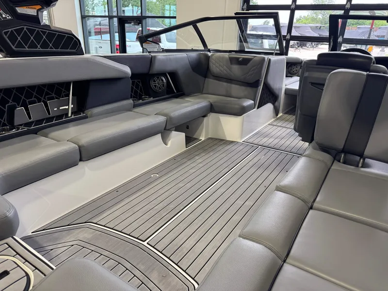 Slide: The Image of Interior of 2022 Nautique Super Air Nautique GS24 boat. - 14