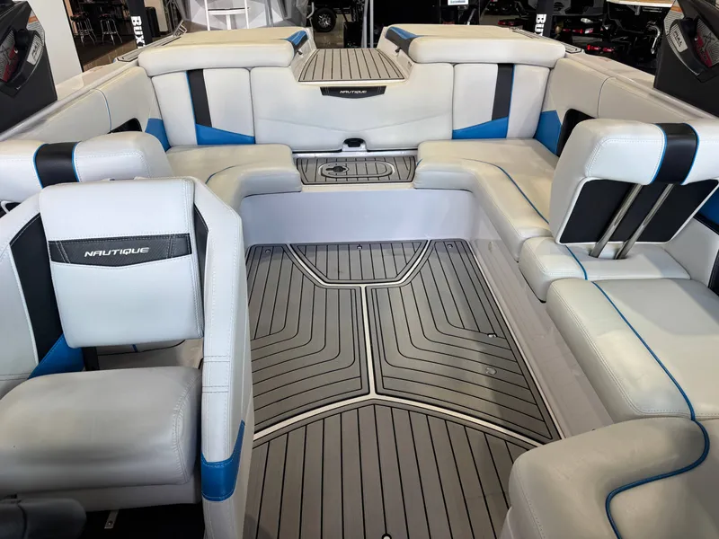 Slide: The Image of Interior of a 2014 Nautique Super Air Nautique 230 boat. - 21