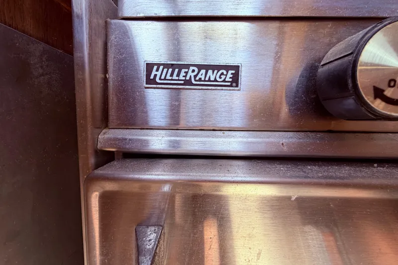 Slide: The Image of Stainless steel Hillerange stove with control knob, CAL 31 model, 1981. - 26