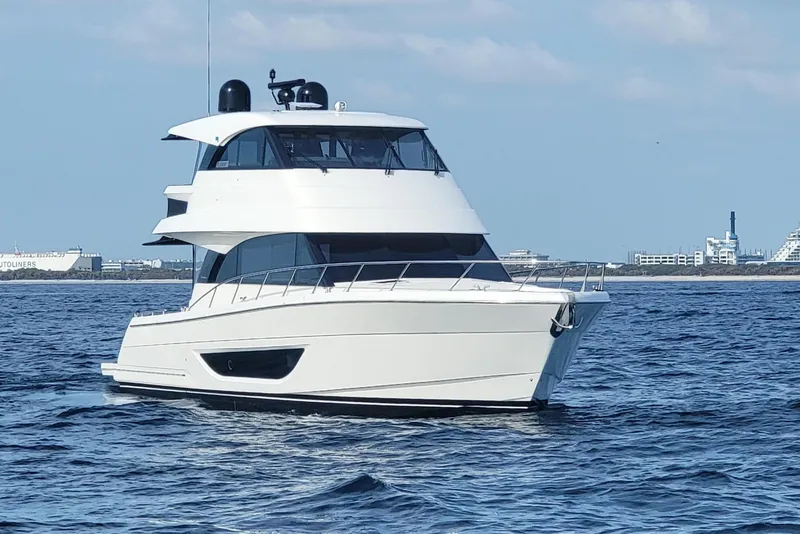 Slide: The Image of Maritimo M55 2025 - 2