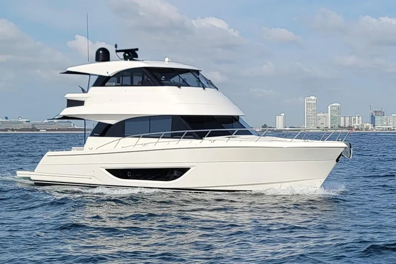 Slide: The Image of Maritimo M55 2025 - 3