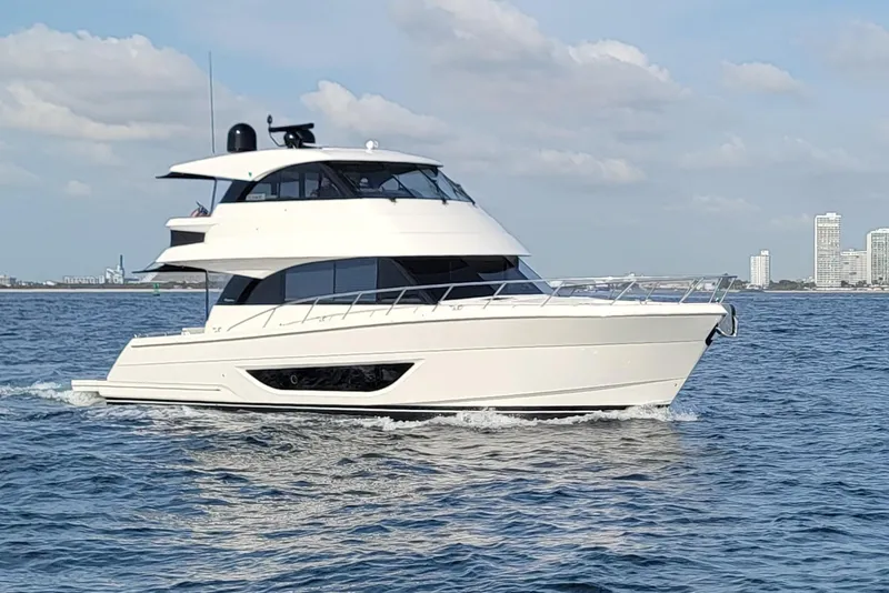 Slide: The Image of 2025 Maritimo M55 - 4