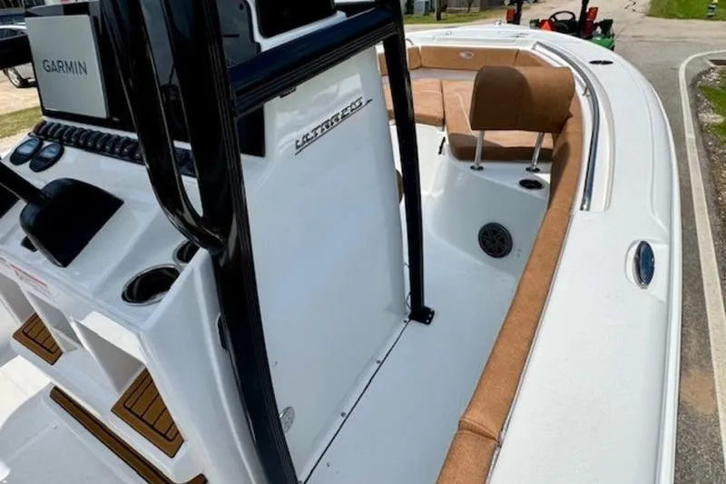 Slide: The Image of Interior view of Sea Hunt Ultra 219 boat, model year 2026. - 15