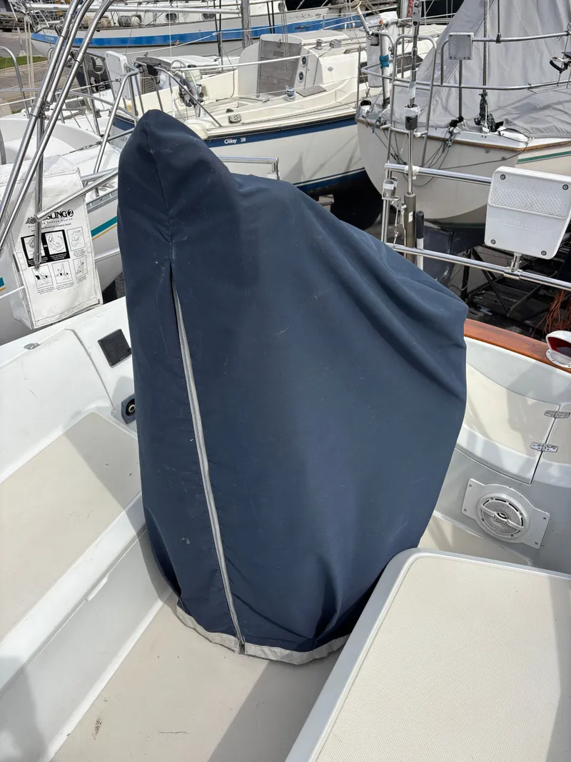 Slide: The Image of Cockpit of a 1988 Ericson 34-2 sailboat. - 46