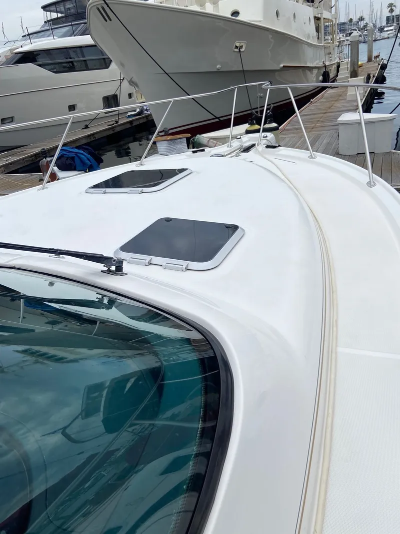 Slide: The Image of Tiara 32 Open 2005 - 3