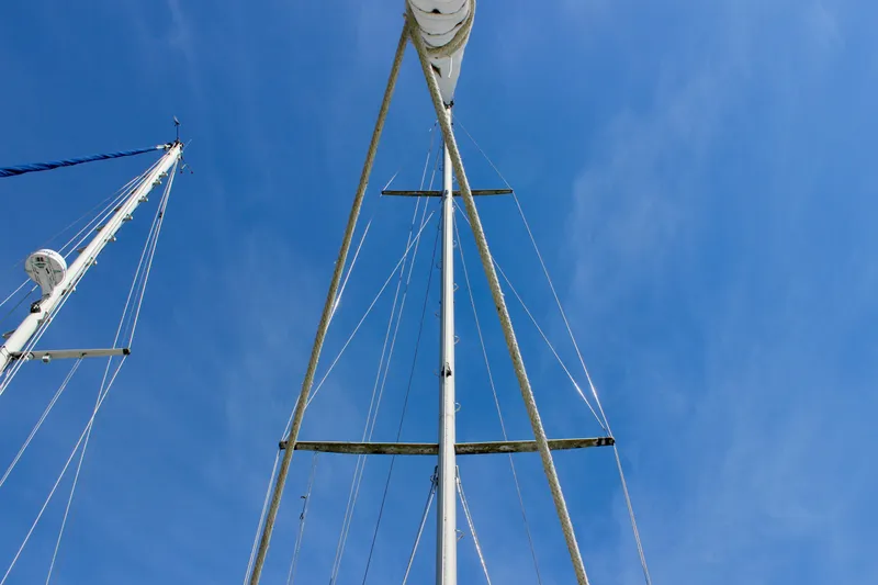 Slide: The Image of Sailboat mast and rigging against clear blue sky, Freya 39, 1993 model. - 10