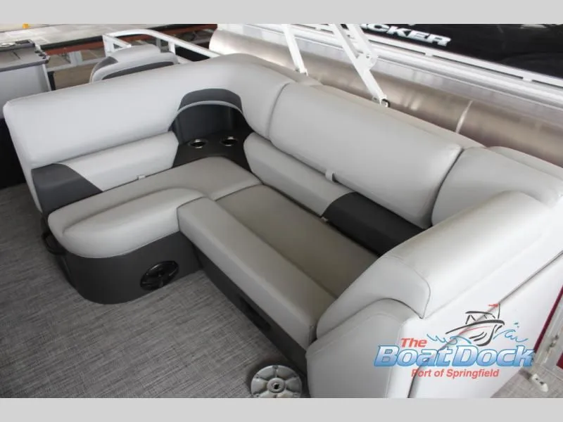 Slide: The Image of Sportfish 20 DLX 2026 - 16